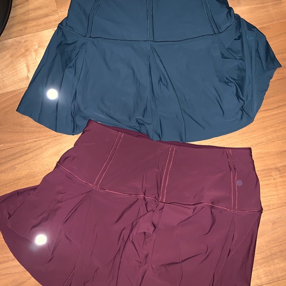 Lululemon Lost in Pace skirt - Picture 2 of 3